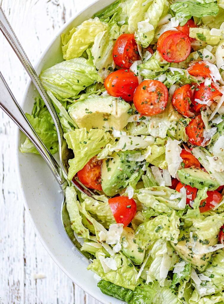 Healthy-Tomato-Avocado-Salad